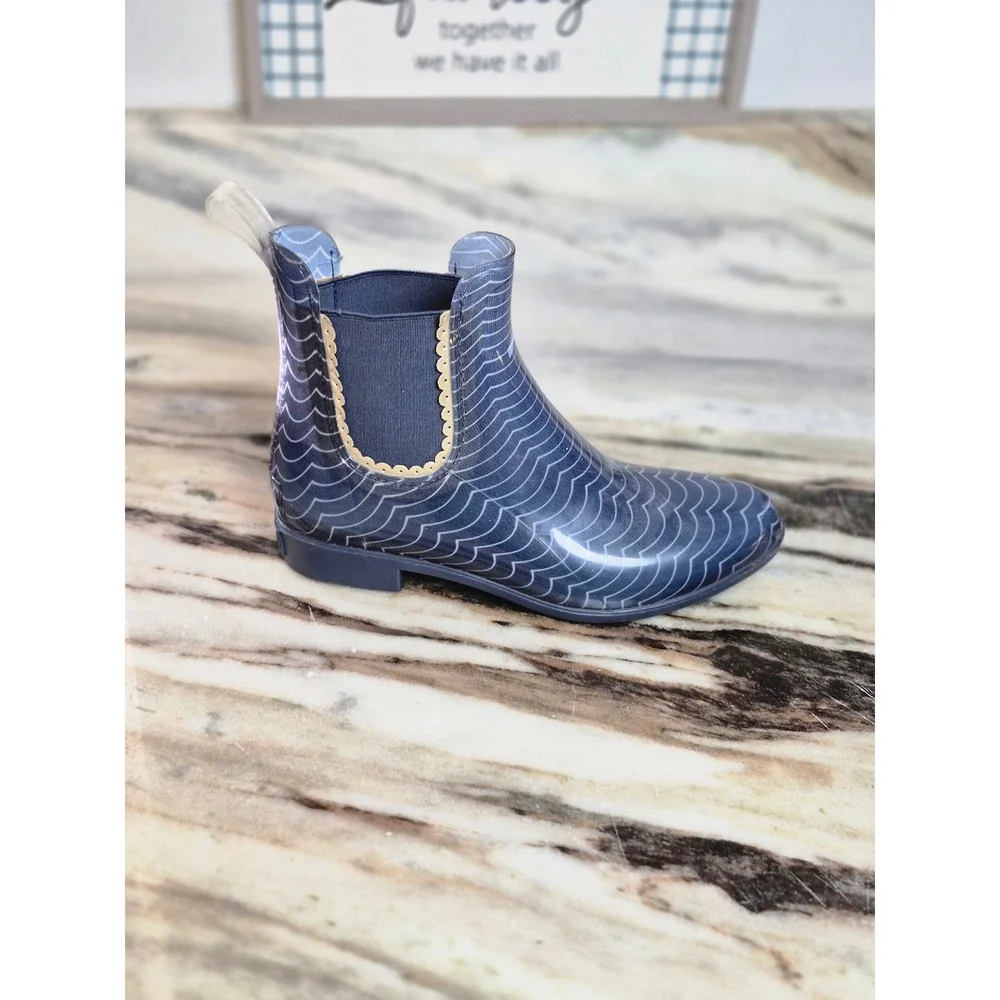 Jack Rogers Chloe‎ Navy Blue Scalloped Wave Chelsea Rain Boots Womens Size 6M